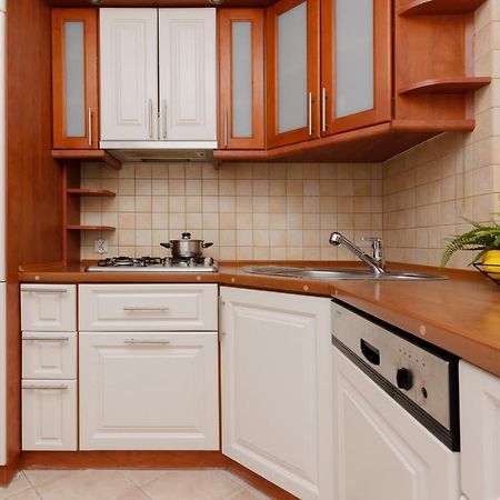 Family Apartment Bogatynska Bemowo By Noclegi Renters Varşova Dış mekan fotoğraf