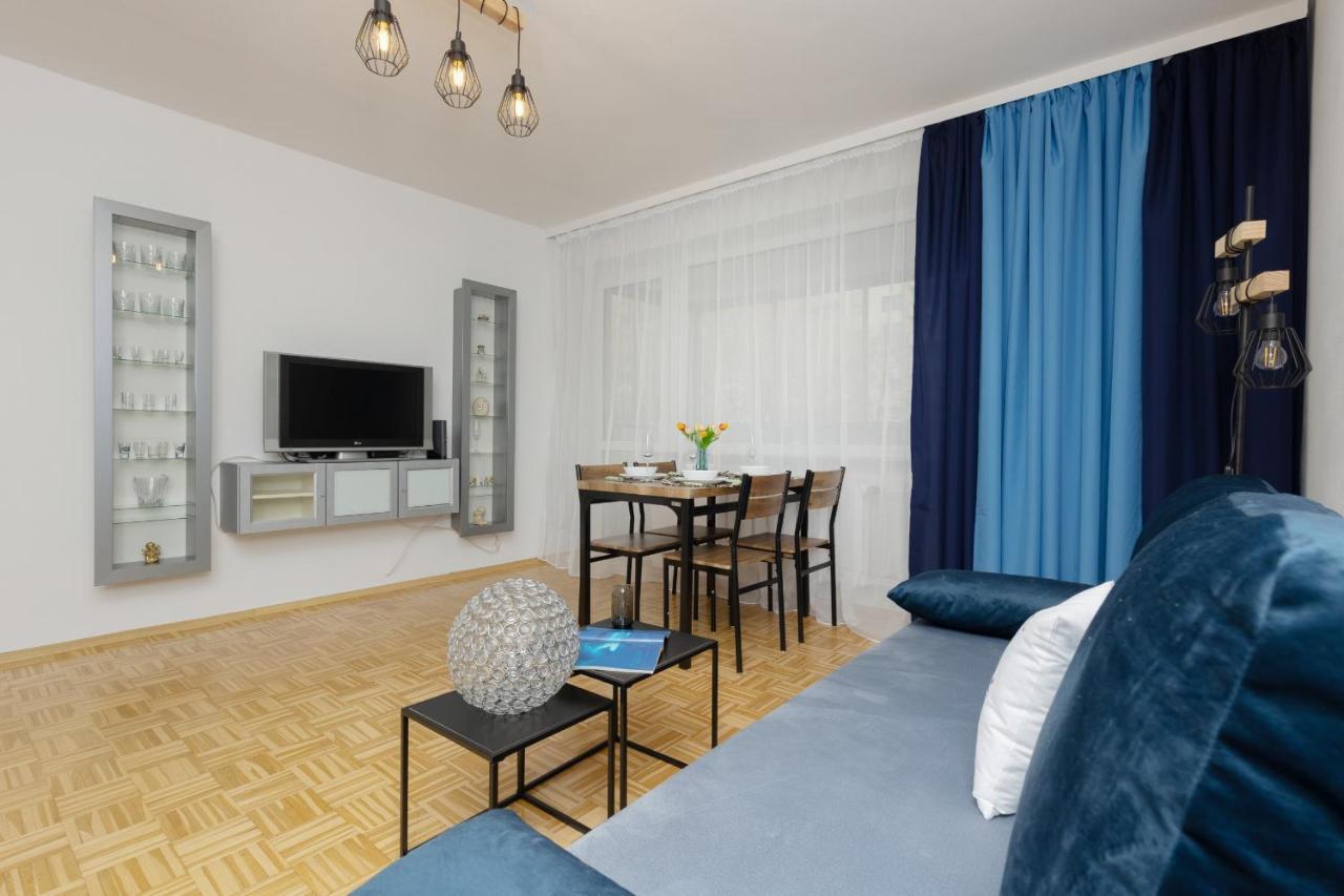 Family Apartment Bogatynska Bemowo By Noclegi Renters Varşova Dış mekan fotoğraf