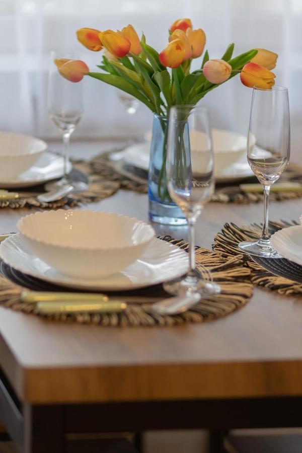 Family Apartment Bogatynska Bemowo By Noclegi Renters Varşova Dış mekan fotoğraf